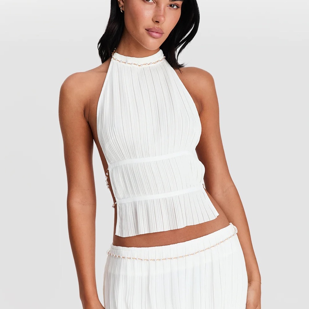Chic White Halter Top with Pearls